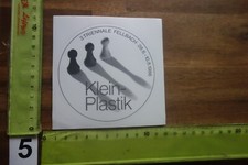 Alter Aufkleber Spielzeug Bausteine Figuren Kleinplastik TRIENNALE FELLBACH 1986