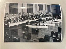 1950er altes SW Foto Radio & Fernseher Ausstellung  TV Telefunken Siemens