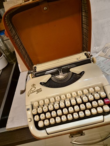 Kofferschreibmaschine princess - kofferschreibmaschine,