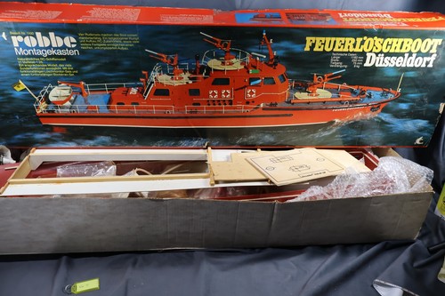 Robbe feuerlöschboot - robbe,
