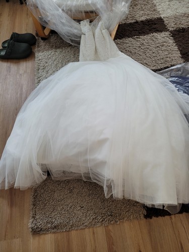 Brautkleid frisch gereinigt - frisch, np