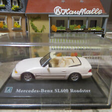 Hongwell 1:72 Mercedes Benz SL 600 Roadster in Sammlerbox weiß creme NEU