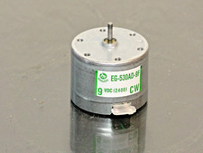 Motor SKR700,  SK3930, EG 530 AD 9Volt, MU-300 Kassettenlaufwerke, DDR