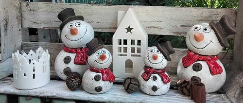Schneemänner aus keramik 3 - aus, keramik,