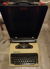 Schreibmaschine robotron S1001 cella Mechanik Reiseschreibmaschine DDR 1985