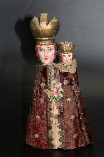 Alte holzscheit madonna - alte,