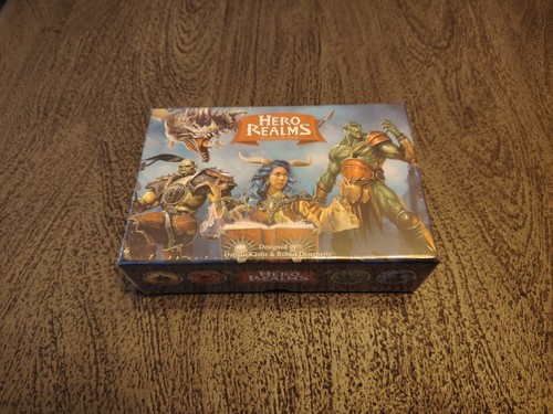 Hero realms deckbuilding - realms,