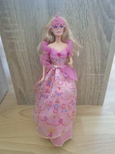 Barbie und die - , drei
