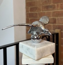 Vintage Desmo Adler auf Kugel Chrom Auto Maskottchen Motorhaube Haubenornament 1930er