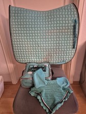 Eskadron Set Mint WB DL (Dressur) Schabracke Bandagen Fliegenhaube