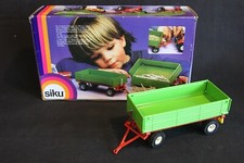 Siku 2-axled Farm Trailer 1:32