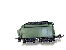 Märklin ho  3086    --  KOHLE-TENDER  BR 64119  --   X / 7
