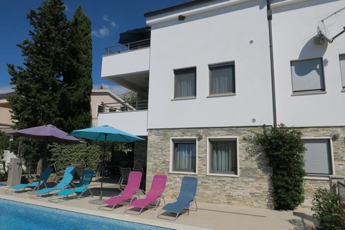 Ferienwohnung ferienhaus - ferienwohnung,