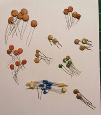 40 Stk. Keramik Kondensator Sortiment von 100p-15nF