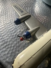 Altes Flugzeug aus Metall. PAN