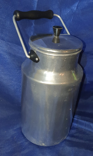 Vintage omas milchkanne mit - vintage,