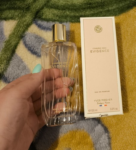Yves rocher comme - rocher, une