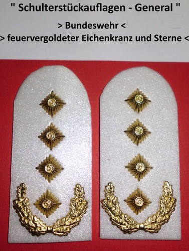 Schulterstückauflagen für - ",