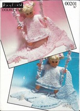 Hayfield Baby/Puppen Kleidung