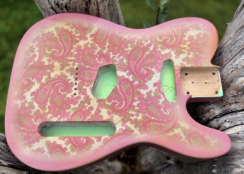 Tele pink paisley - pink,