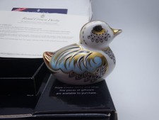 ROYAL CROWN DERBY 2010 MEMBERS GUILD DUCKLING BRIEFBESCHWERER