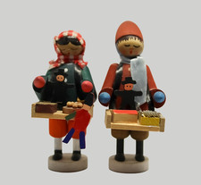 Erzgebirge Holzfiguren Paar Marktverkäufer Seiffen handbemalt ca. 9 cm
