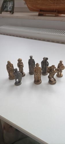 Kleine bronze figuren - kleine,