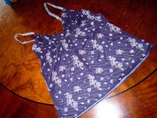  luxuriöses Hemdchen Gr.40/42 v. TCM romantisches Blütenmuster aparte Farben