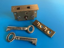 Vintage antikes kleines Messing Kastenschloss + 2 Schlüssel 38 mm x 27 mm x 11 mm 