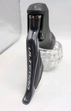 Shimano Ultegra Di2 ST-R8070
