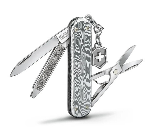 Victorinox classic - victorinox,