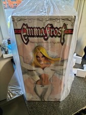 SIDESHOW EXCLUSIVE EMMA FROST