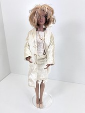 Robert Tonner Doll 16 Zoll