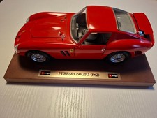 Burago Modellauto 1:18 Ferrari 250 GTO (1962) rot, neuwertig, Vitrinenstück