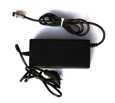 Ladegerät für 24 V Lithium Ionen Akku für e-Bike Pedelec Elektrofahrrad