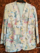 hübscher geblümter