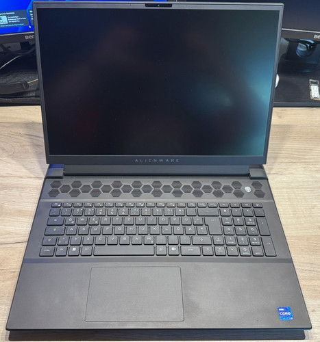 Alienware m18 notebook - alienware, r1