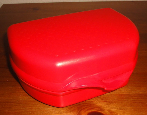 Tupperware snacky sandwich - snacky,