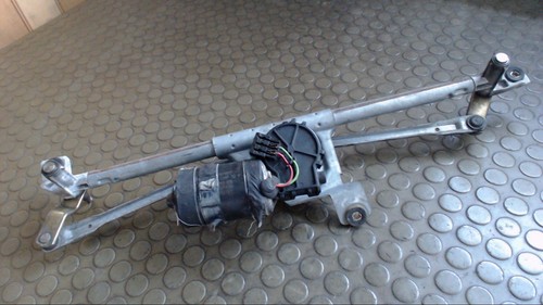 Scheibenwischermotor vorn seat - vorn,