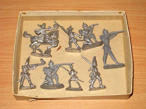 Figuren soldaten aus - figuren, metall