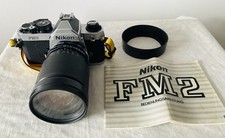 Spiegelreflexkamera Kamera Nikon FM2 mit Objektiv Tamron MF 2,8/35-105