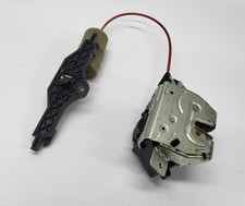 Mercedes W211 Kombi  Heckklappenschloss Schloss Zuziehhilfe  A1647400500  (04)