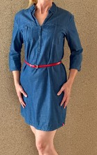 ESPRIT  -  Jeanskleid mit rotem Gürtel  -  Gr. 38