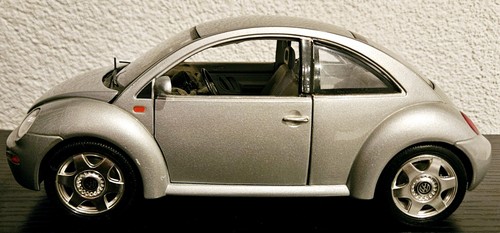 Bburago volkswagen new beetle - bburago,