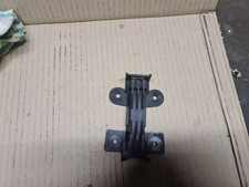 Audi 80/90 TYP 81/85 100/200 TYP 43 Halter/Führung Stoßstange - VAG 811807253