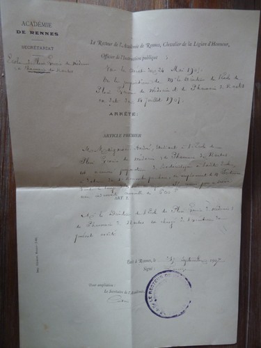 Medizin schule von plérin - schule,