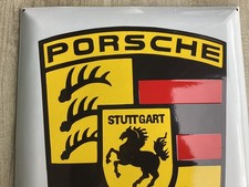 PORSCHE