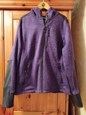 Sehr schöne lila Fleece Jacke