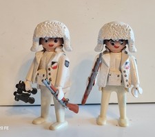 PLAYMOBIL SOLDATEN IN
