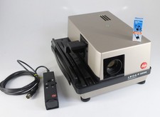 LEICA PRADOVIT P 2000  AUTOFOCUS DIAPROJEKTOR MIT ERSATZLAMPE